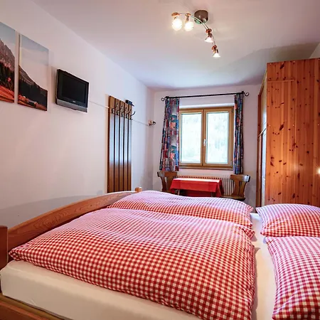 Haus Am Dientner Sattel Guest house Muhlbach Am Hochkonig