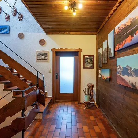Haus Am Dientner Sattel Guest house
